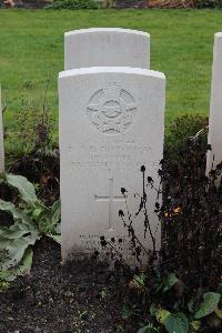 Berlin 1939-1945 War Cemetery - Du Boulay, Denis Claude Desmond